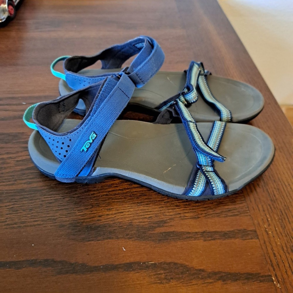 Teva Verra Blue Strappy Sport Sandals Womens 8 Hiking Water Shoes 1006263